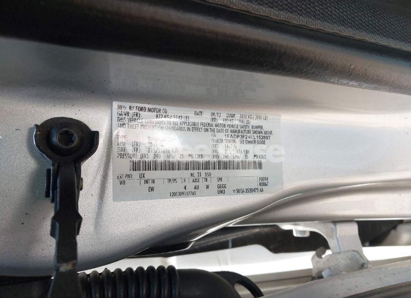 Photo 9 of 2014 Ford Focus SE (VIN 1FADP3F24EL152897)