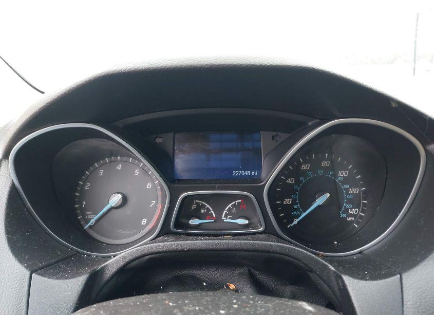 Photo 7 of 2014 Ford Focus SE (VIN 1FADP3F24EL163141)