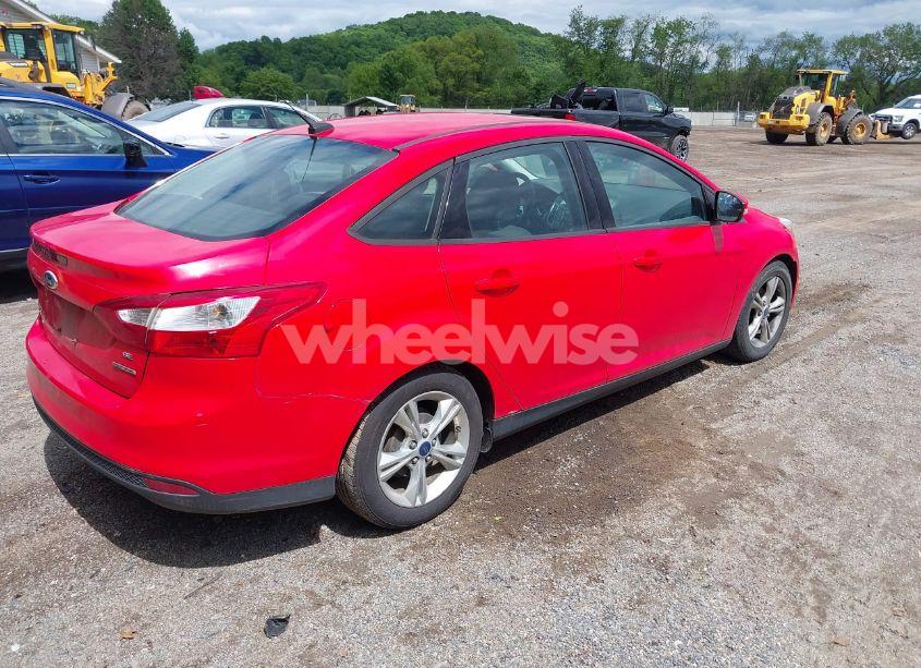 Photo 4 of 2014 Ford Focus SE (VIN 1FADP3F24EL170509)