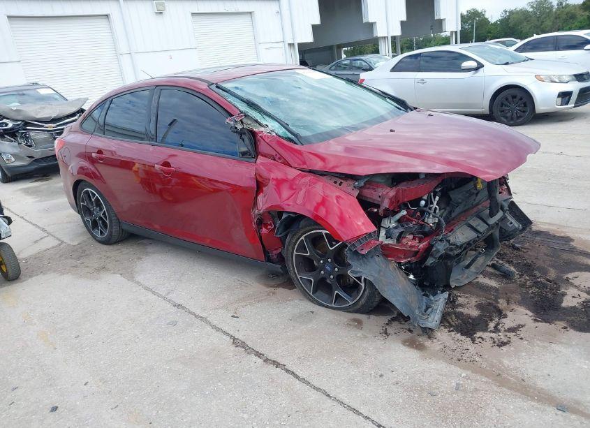 Photo 13 of 2014 Ford Focus SE (VIN 1FADP3F24EL173247)