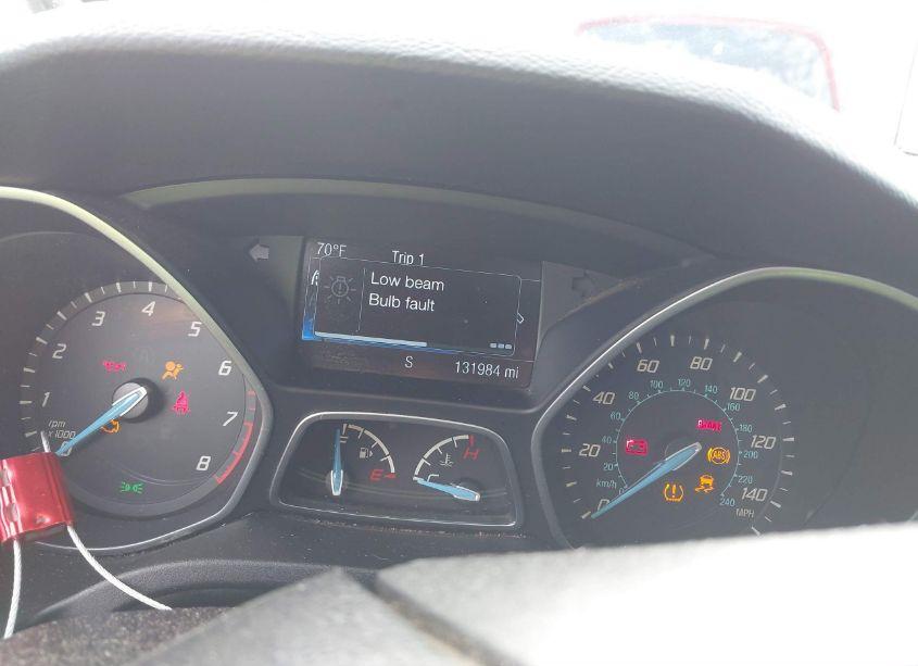 Photo 15 of 2014 Ford Focus SE (VIN 1FADP3F24EL173247)