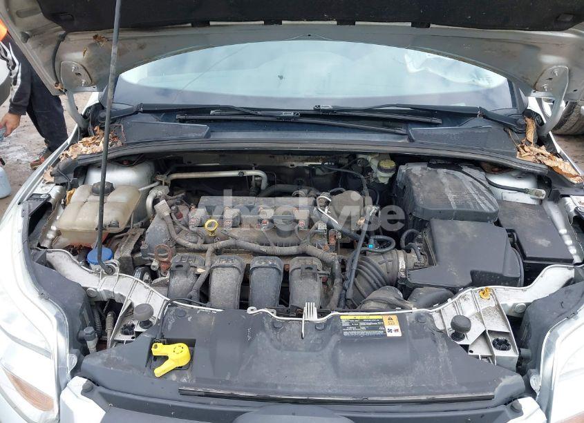 Photo 10 of 2014 Ford Focus SE (VIN 1FADP3F24EL181753)