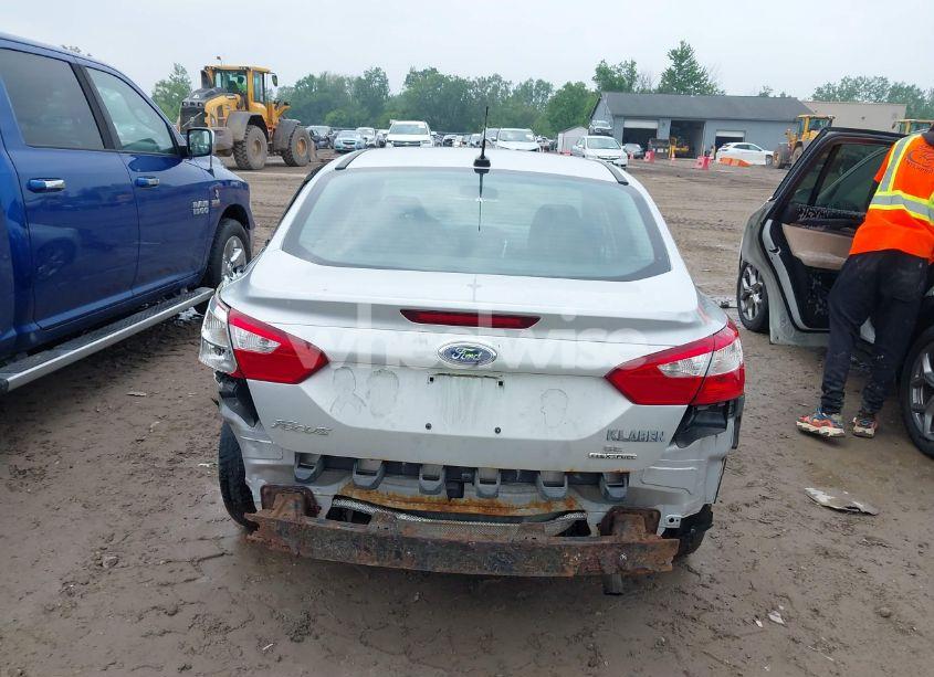 Photo 17 of 2014 Ford Focus SE (VIN 1FADP3F24EL181753)