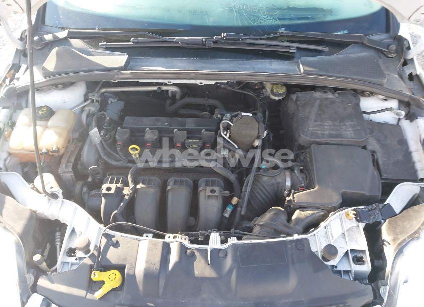 Photo 10 of 2014 Ford Focus SE (VIN 1FADP3F24EL192333)