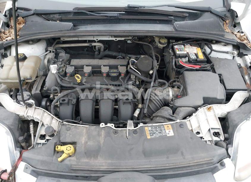 Photo 10 of 2014 Ford Focus SE (VIN 1FADP3F24EL249338)