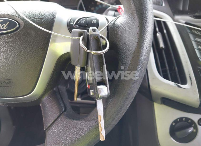 Photo 11 of 2014 Ford Focus SE (VIN 1FADP3F24EL257858)