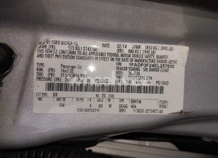 Photo 9 of 2014 Ford Focus SE (VIN 1FADP3F24EL257858)