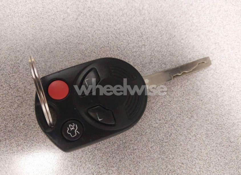 Photo 11 of 2014 Ford Focus SE (VIN 1FADP3F24EL262042)