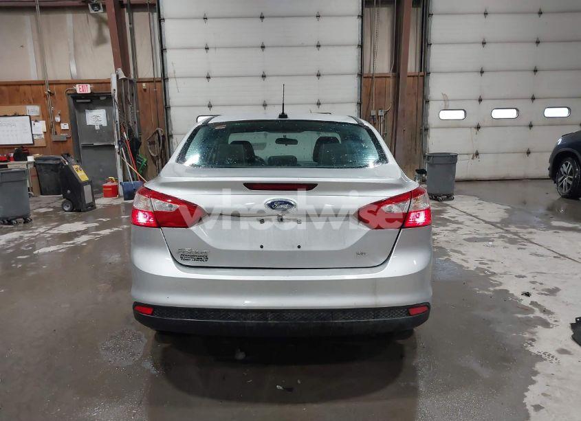 Photo 16 of 2014 Ford Focus SE (VIN 1FADP3F24EL262042)