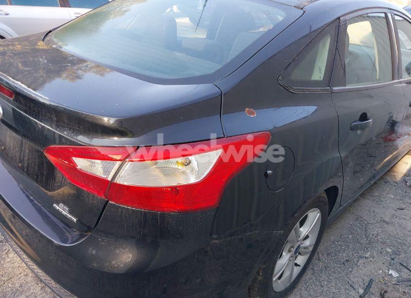 Photo 6 of 2014 Ford Focus SE (VIN 1FADP3F24EL268522)