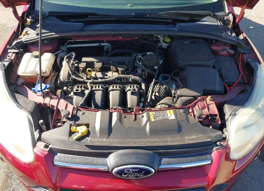 Photo 10 of 2014 Ford Focus SE (VIN 1FADP3F24EL276619)