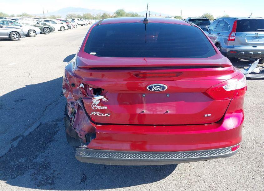 Photo 17 of 2014 Ford Focus SE (VIN 1FADP3F24EL276619)