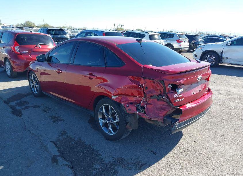 Photo 3 of 2014 Ford Focus SE (VIN 1FADP3F24EL276619)