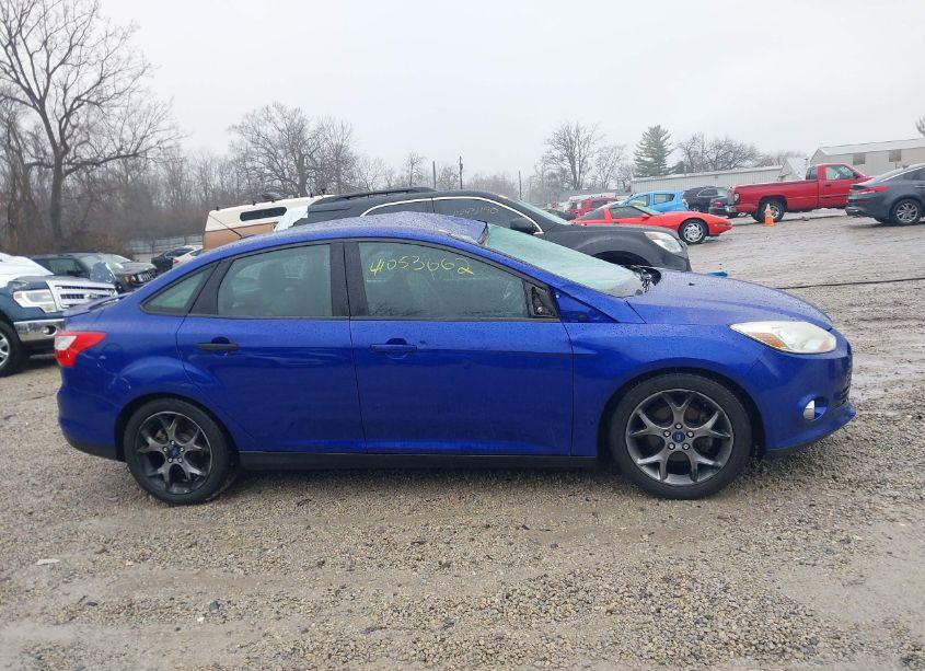 Photo 13 of 2014 Ford Focus SE (VIN 1FADP3F24EL283344)