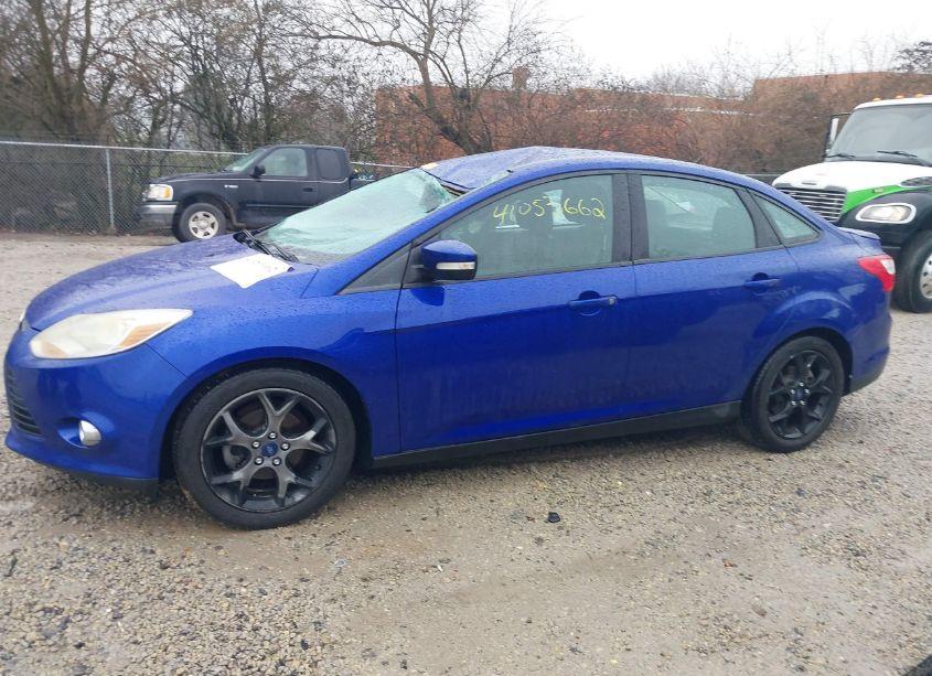 Photo 14 of 2014 Ford Focus SE (VIN 1FADP3F24EL283344)