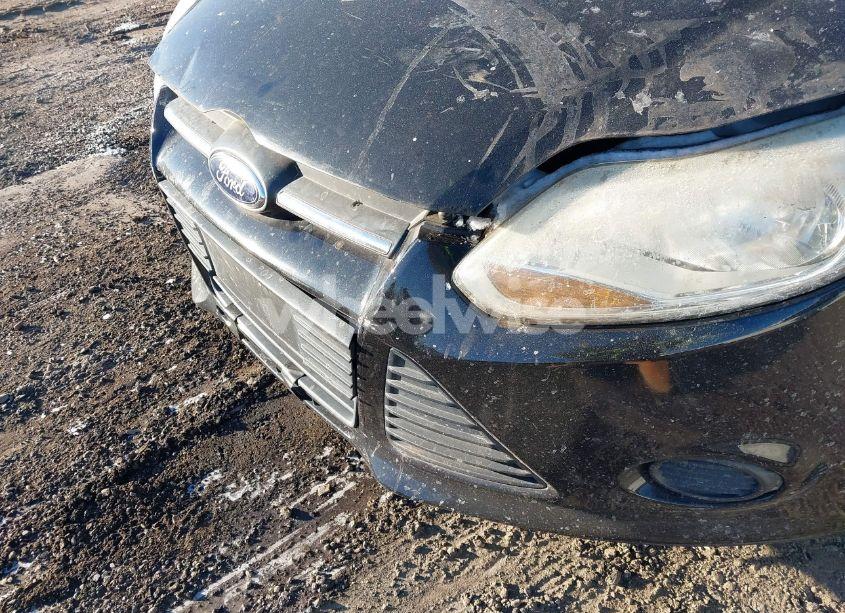 Photo 6 of 2014 Ford Focus SE (VIN 1FADP3F24EL295381)