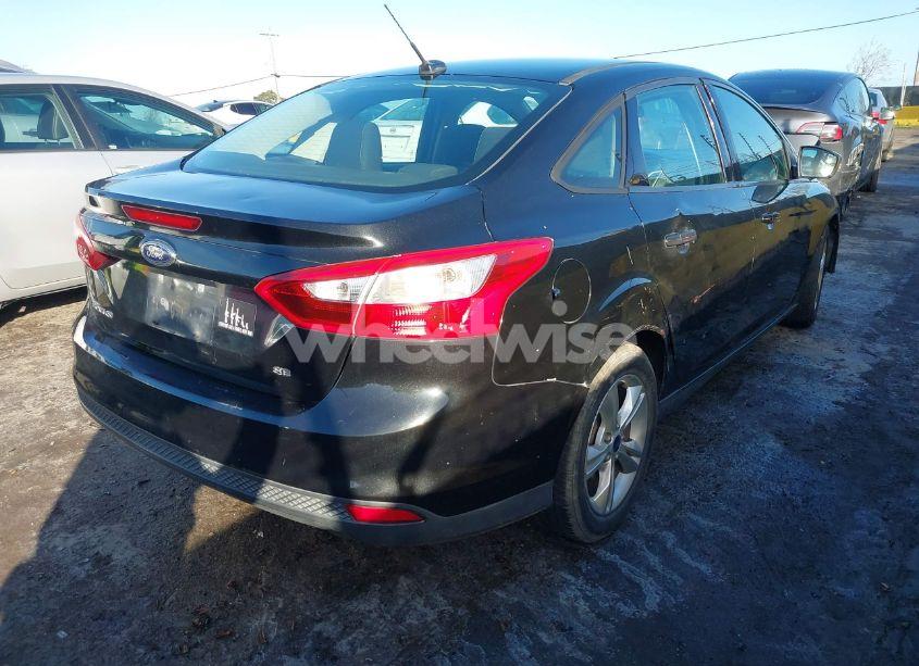 Photo 4 of 2014 Ford Focus SE (VIN 1FADP3F24EL306041)