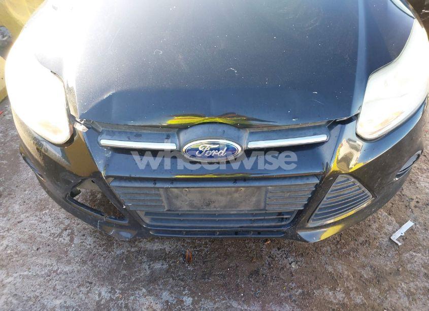 Photo 6 of 2014 Ford Focus SE (VIN 1FADP3F24EL306041)