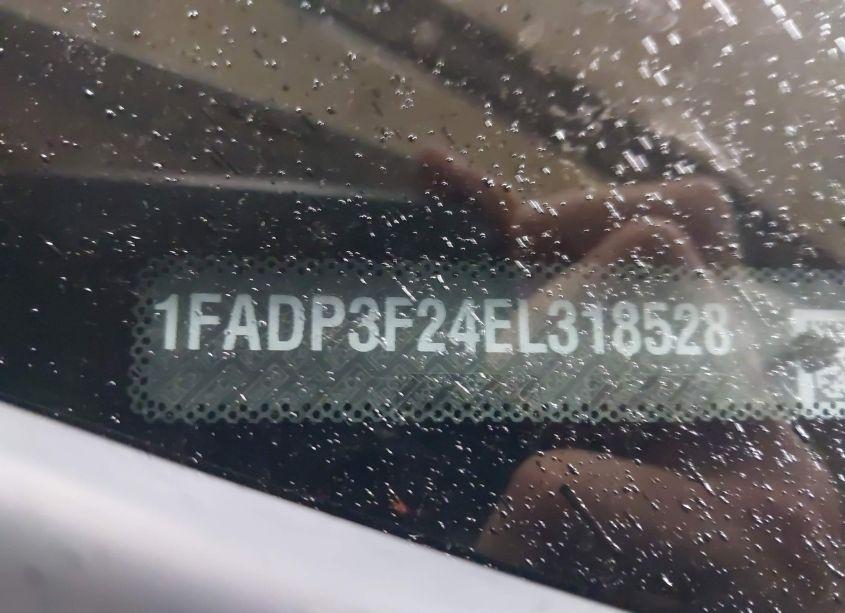 Photo 9 of 2014 Ford Focus SE (VIN 1FADP3F24EL318528)