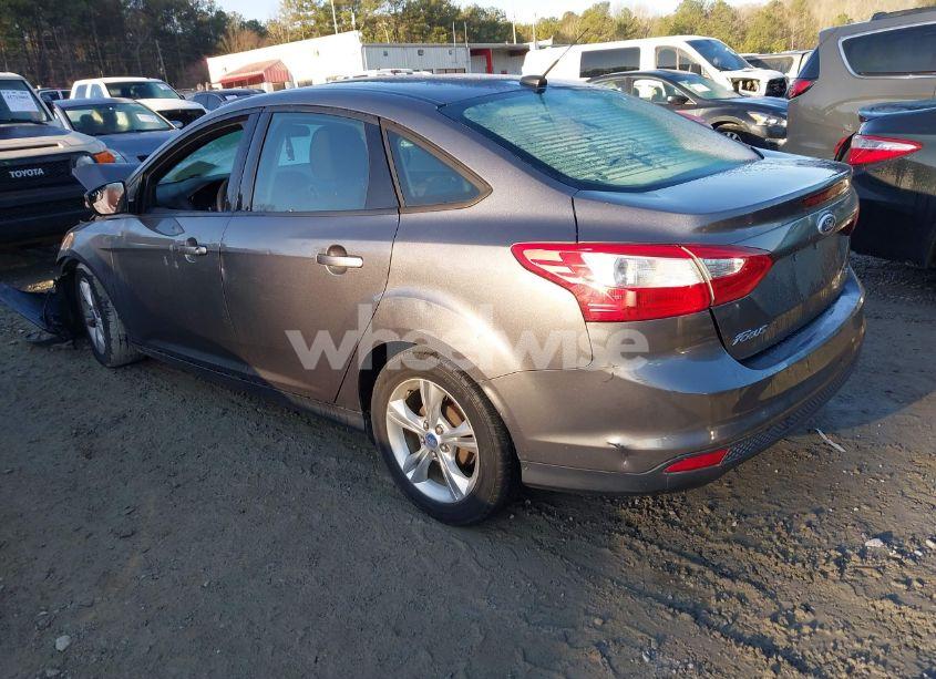 Photo 3 of 2014 Ford Focus SE (VIN 1FADP3F24EL370113)