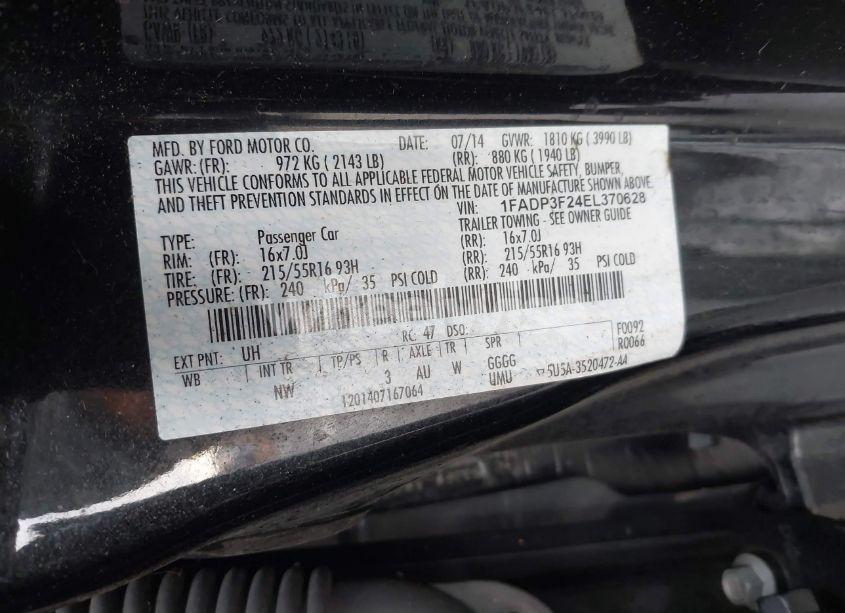 Photo 9 of 2014 Ford Focus SE (VIN 1FADP3F24EL370628)