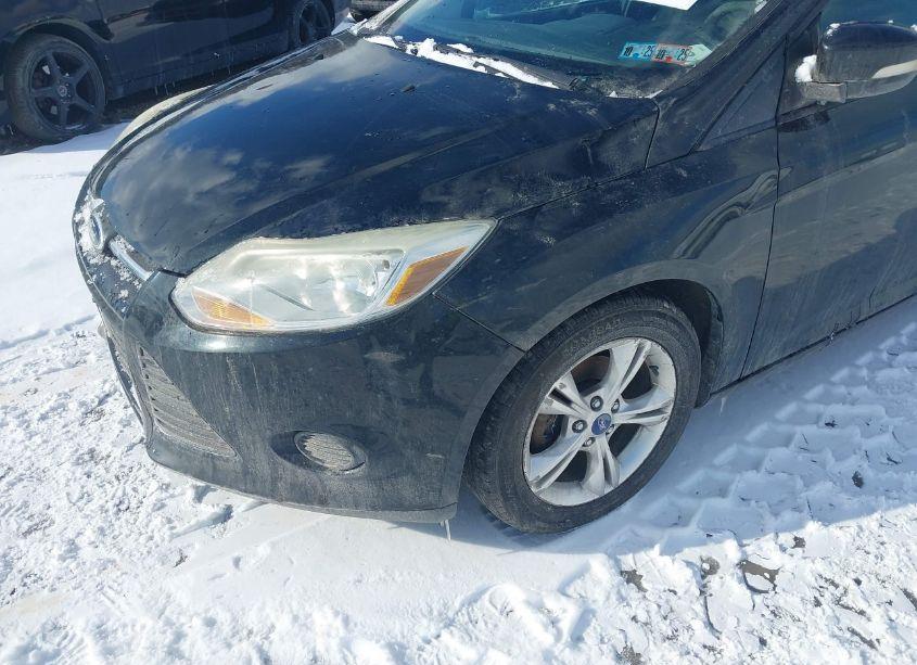 Photo 6 of 2014 Ford Focus SE (VIN 1FADP3F24EL397554)