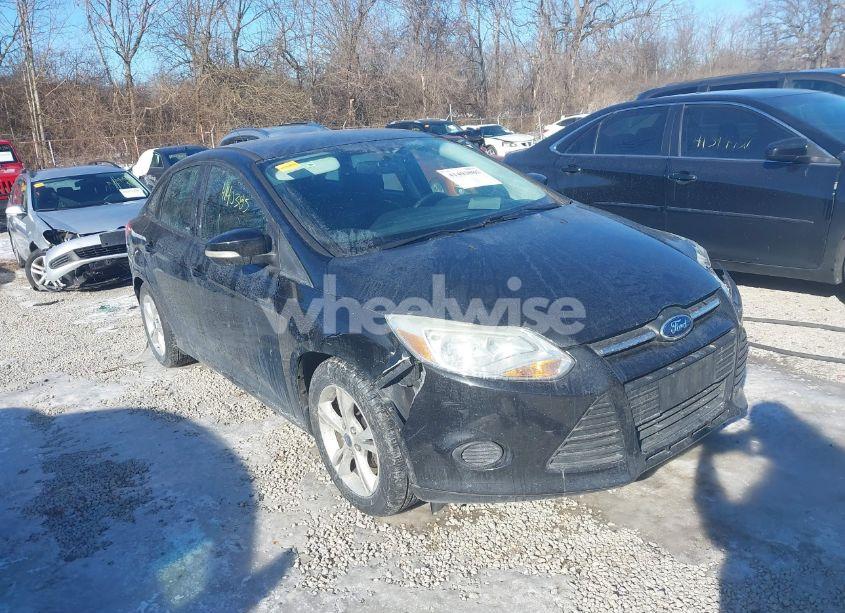 2014 Ford Focus SE (VIN 1FADP3F24EL404759) main photo
