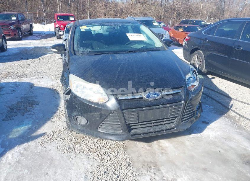 Photo 12 of 2014 Ford Focus SE (VIN 1FADP3F24EL404759)