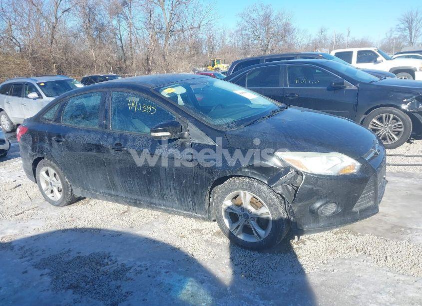 Photo 13 of 2014 Ford Focus SE (VIN 1FADP3F24EL404759)