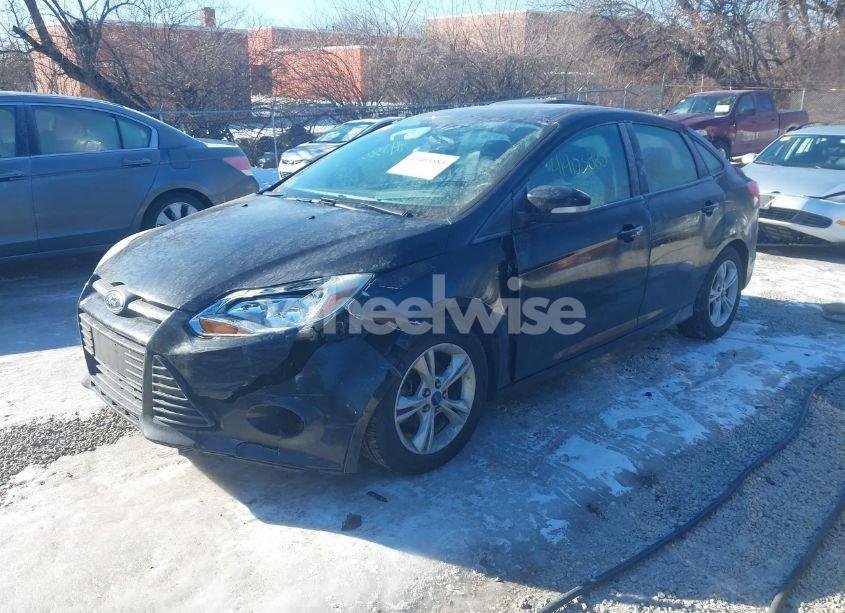 Photo 14 of 2014 Ford Focus SE (VIN 1FADP3F24EL404759)