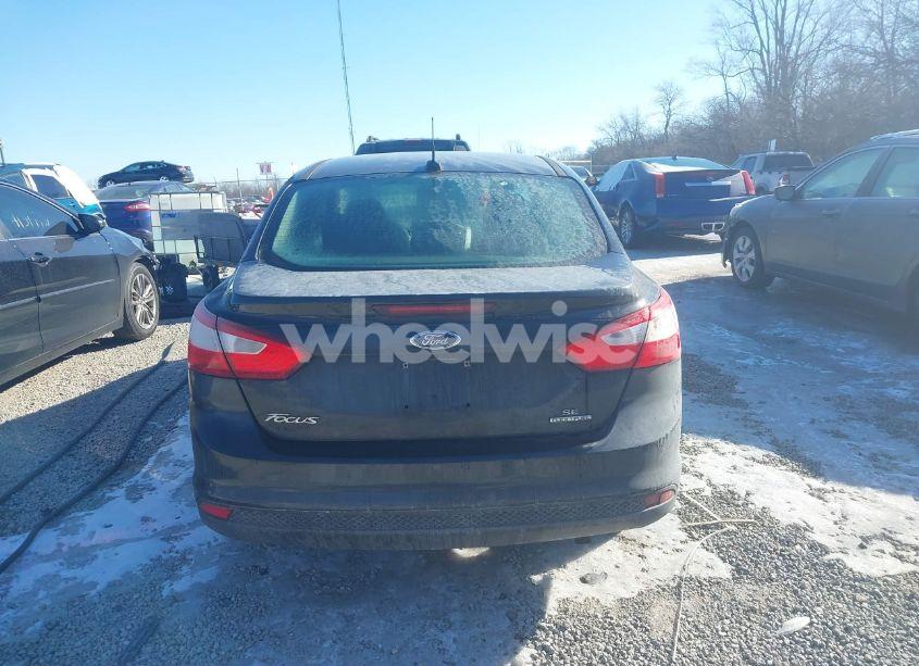 Photo 16 of 2014 Ford Focus SE (VIN 1FADP3F24EL404759)