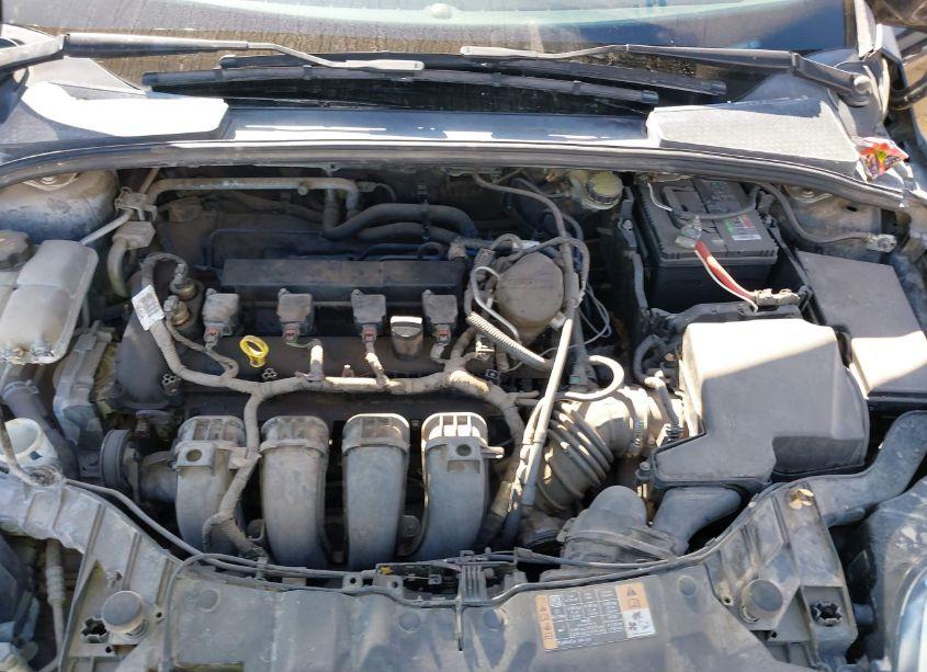 Photo 10 of 2014 Ford Focus SE (VIN 1FADP3F24EL407578)