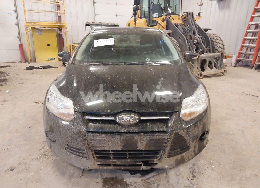 Photo 12 of 2014 Ford Focus SE (VIN 1FADP3F24EL412540)