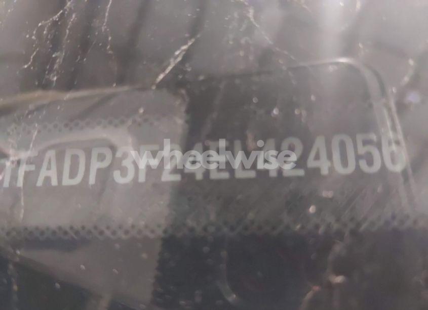 Photo 9 of 2014 Ford Focus SE (VIN 1FADP3F24EL424056)