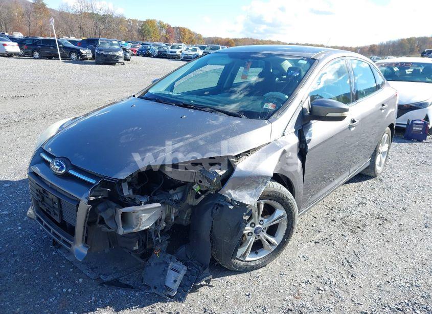 Photo 6 of 2014 Ford Focus SE (VIN 1FADP3F24EL426860)
