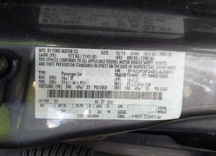 Photo 9 of 2014 Ford Focus SE (VIN 1FADP3F24EL426860)