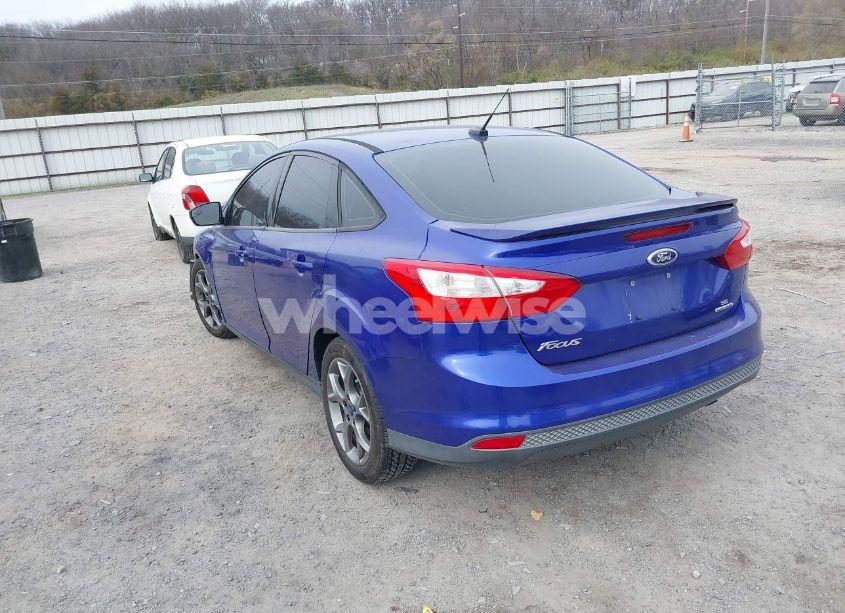 Photo 3 of 2014 Ford Focus SE (VIN 1FADP3F24EL433677)