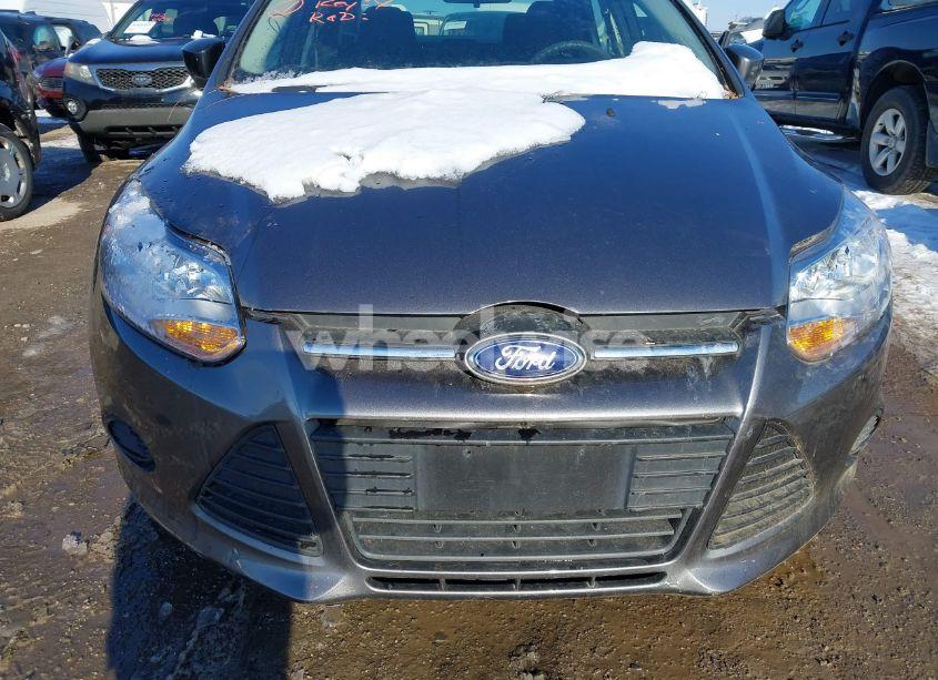 Photo 6 of 2014 Ford Focus SE (VIN 1FADP3F24EL436885)