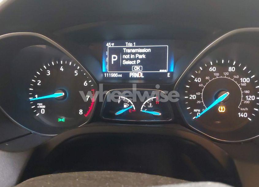 Photo 7 of 2015 Ford Focus SE (VIN 1FADP3F24FL239295)