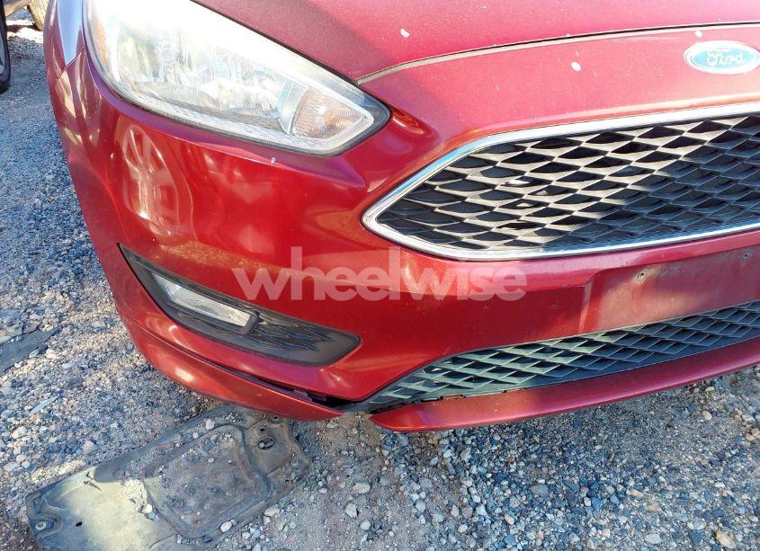 Photo 17 of 2015 Ford Focus SE (VIN 1FADP3F24FL258946)