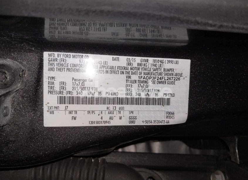 Photo 9 of 2015 Ford Focus SE (VIN 1FADP3F24FL267226)