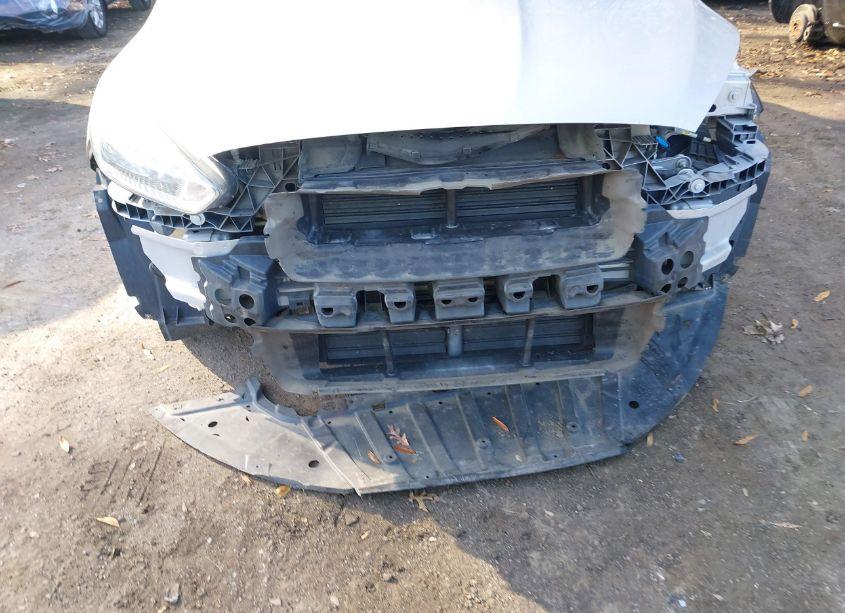 Photo 6 of 2015 Ford Focus SE (VIN 1FADP3F24FL279442)