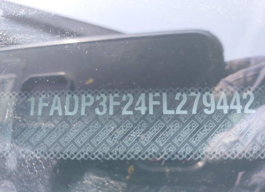 Photo 9 of 2015 Ford Focus SE (VIN 1FADP3F24FL279442)