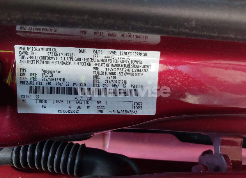 Photo 9 of 2015 Ford Focus SE (VIN 1FADP3F24FL294393)