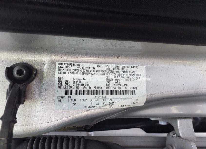 Photo 9 of 2015 Ford Focus SE (VIN 1FADP3F24FL301732)