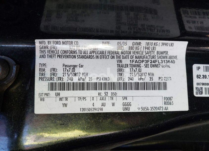 Photo 9 of 2015 Ford Focus SE (VIN 1FADP3F24FL313640)