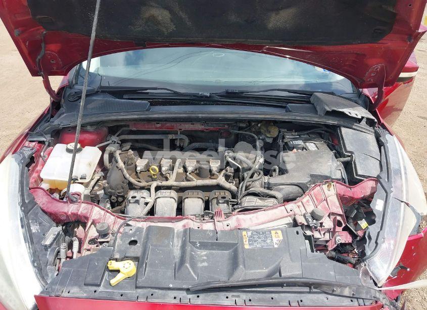 Photo 10 of 2015 Ford Focus SE (VIN 1FADP3F24FL323536)