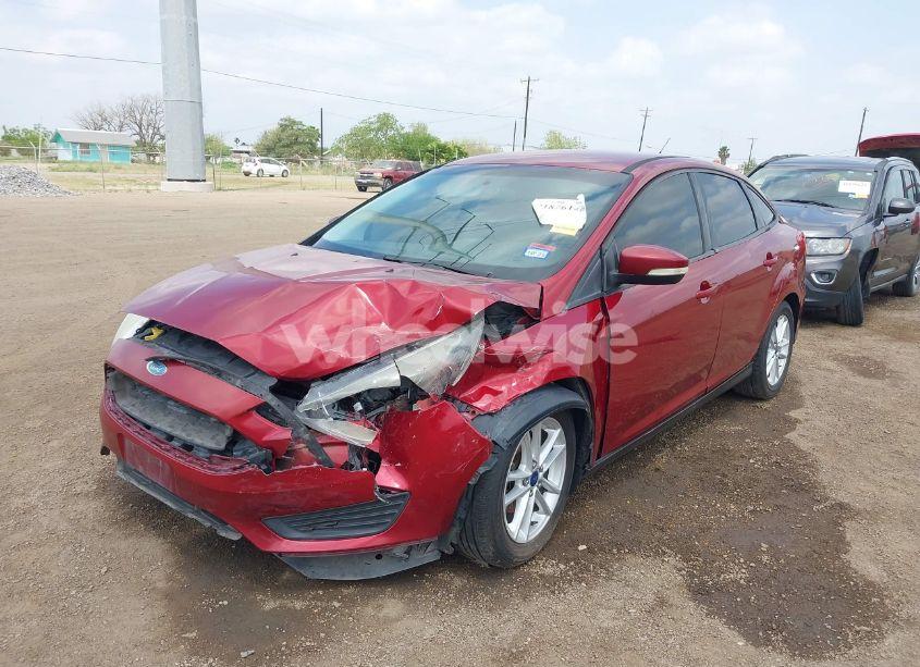 Photo 6 of 2015 Ford Focus SE (VIN 1FADP3F24FL323536)