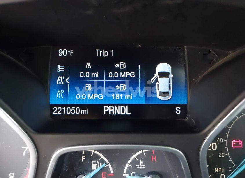 Photo 7 of 2015 Ford Focus SE (VIN 1FADP3F24FL323536)