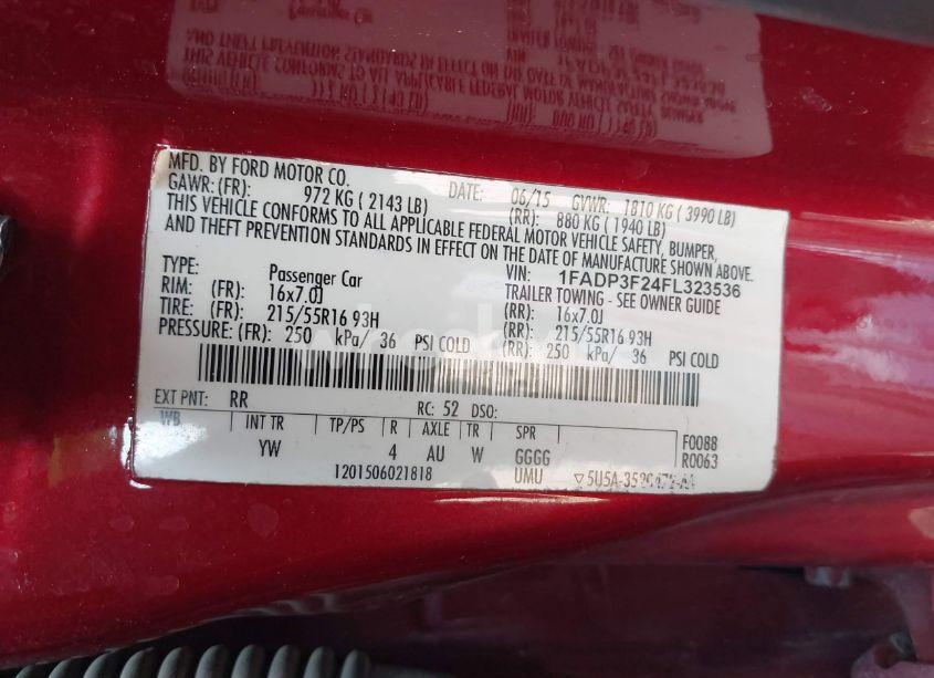 Photo 9 of 2015 Ford Focus SE (VIN 1FADP3F24FL323536)